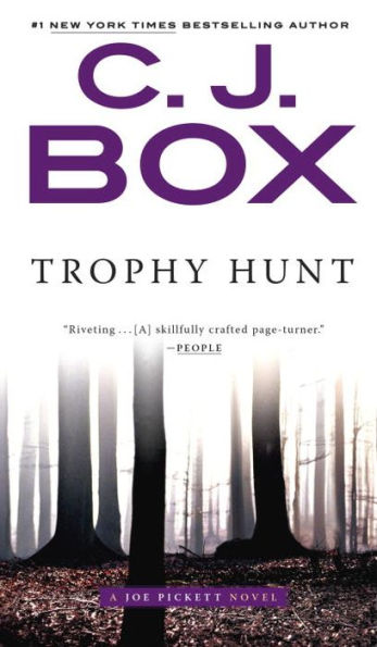 Trophy Hunt (A Joe Pickett Novel) - 9780399575716