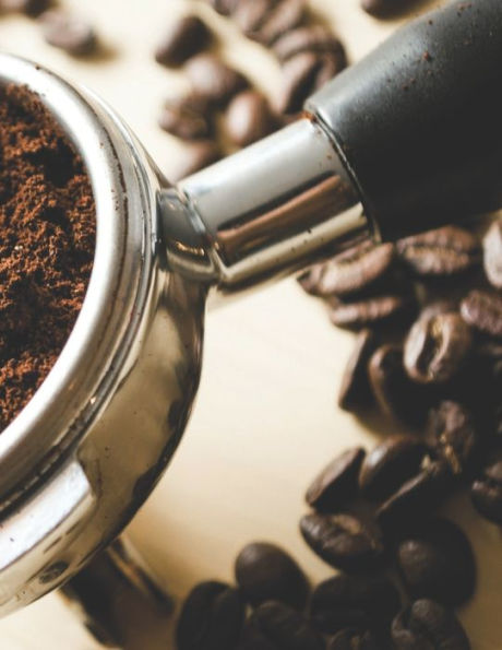 Kaffee Tasting Buch: Dein persönliches Verkostungsbuch zum selber ausfüllen ? für über 100 verschiedene Kaffeesorten ? Egal ob aus europäischen, ... Format ? Motiv: Siebträger (German Edition) - 9781692527198