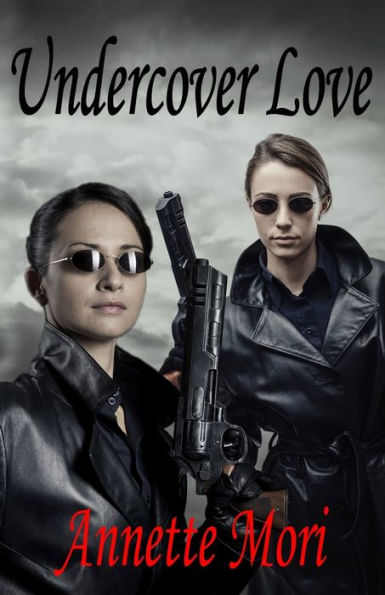 Undercover Love (San Diego Trilogy) - 9781991040084