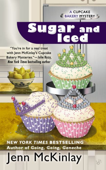 Sugar And Iced (Cupcake Bakery Mystery)