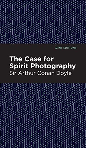The Case Fur Spirit Photography (Mint Editions) - 9781513220604