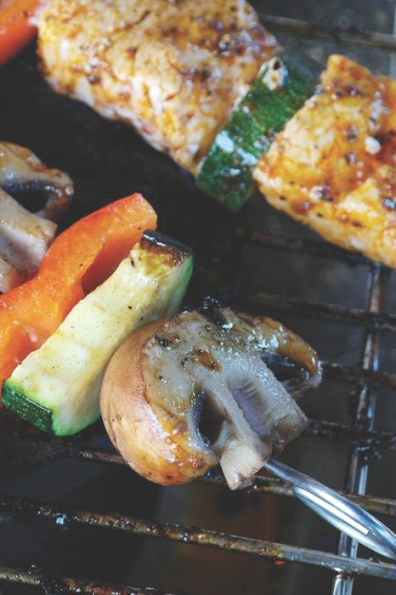 Mein Grillbuch : ? Deine Eigenen Grillrezepte Auf Einen Blick ? Vorausgefülltes Grillprotokoll Für Deine Eigenen Rezepte Und Fleisch-Kreationen ? Grillen Wie Echte Männer ? 6X9 Format ? Motiv: Grillspieß